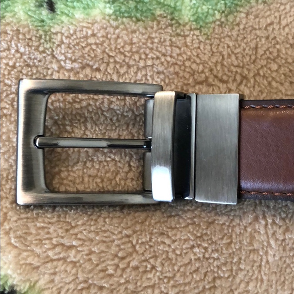 Leather belt.
